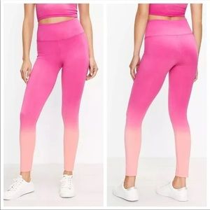 NWT Lou & Grey Dip Dye High Rise Essential Leggings Size Medium